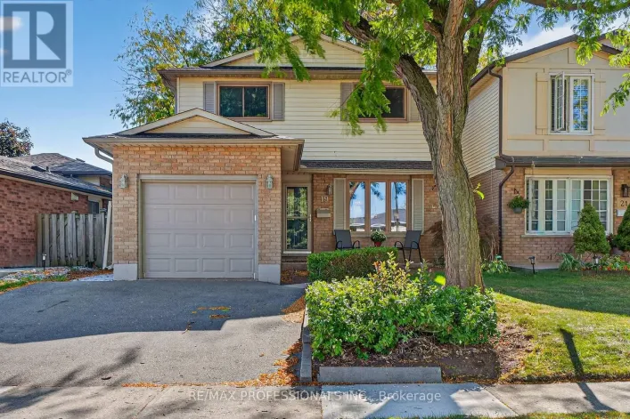 19 SALINA PLACE, Hamilton