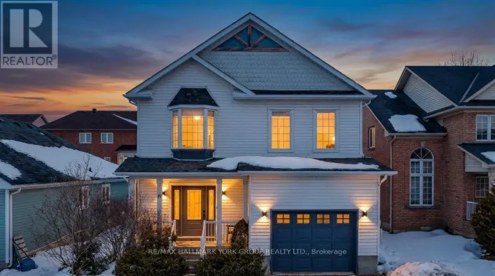 19 SILVERSTONE CRESCENT, Georgina