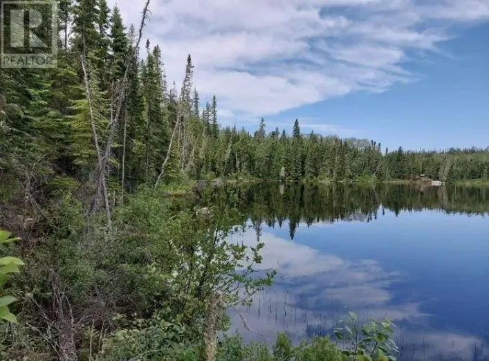 19 Slate Bay, Red Lake