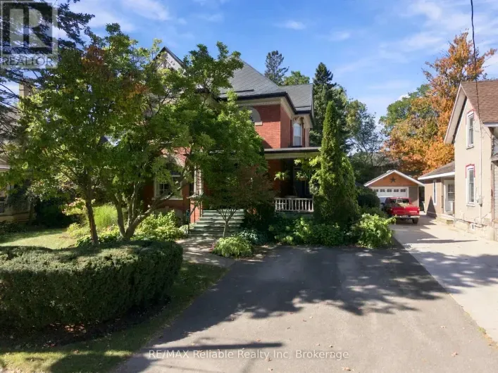 19 SPARLING STREET, Huron East