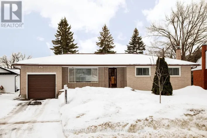 19 STEEL STREET, Barrie