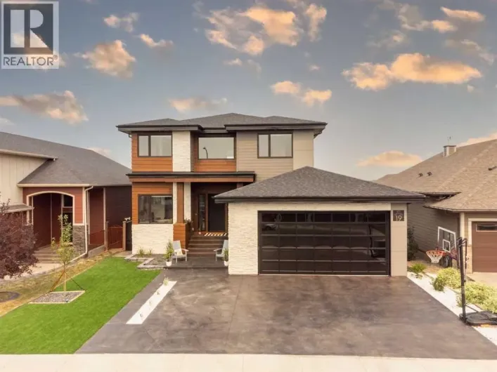 19 Stonecrest Point W, Lethbridge