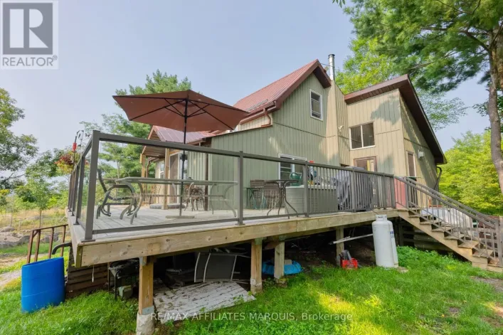 19 WEST DEVIL LAKE LANE, Frontenac