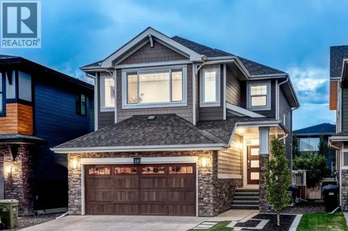 19 WEST GROVE Place SW, Calgary