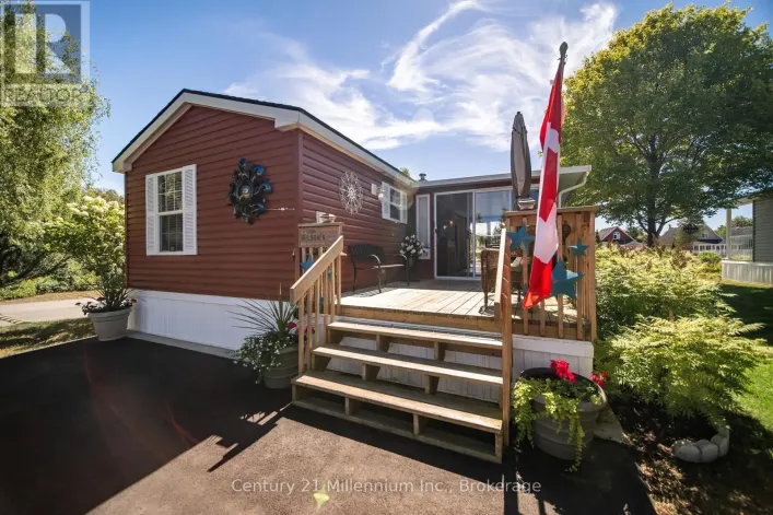 19 WHITE PINES TRAIL, Wasaga Beach