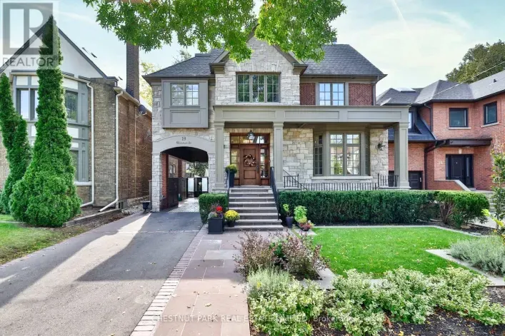 19 WHITEHALL ROAD, Toronto