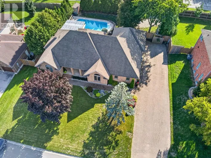19 WOODLAND DRIVE, Middlesex Centre