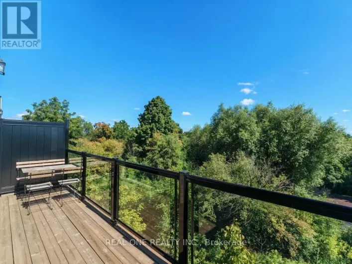19 WOODSTREAM DRIVE, Toronto