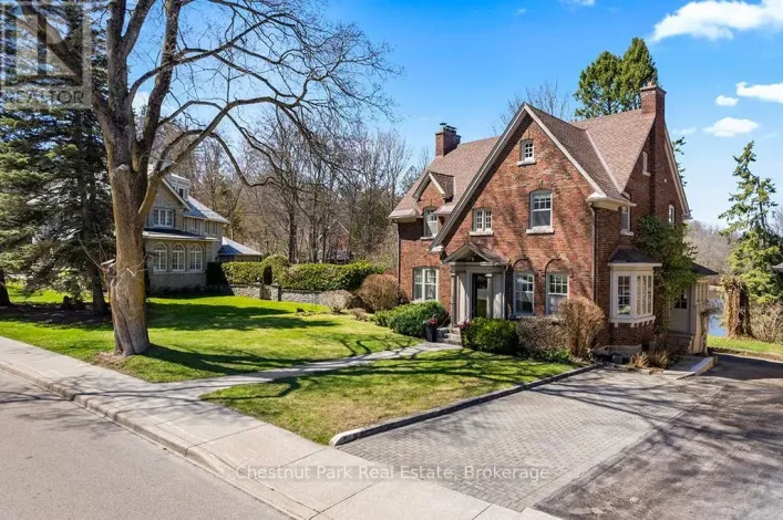 190 4TH STREET W, Owen Sound