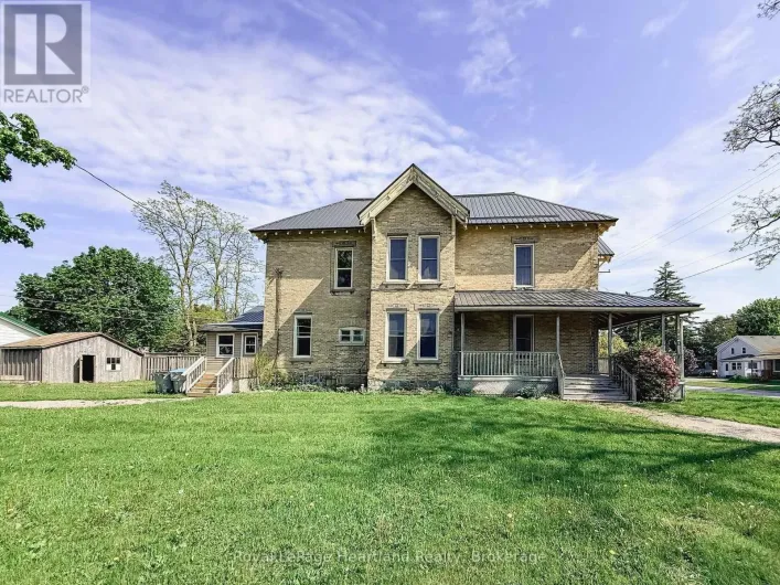 190 ALBERT STREET, Central Huron