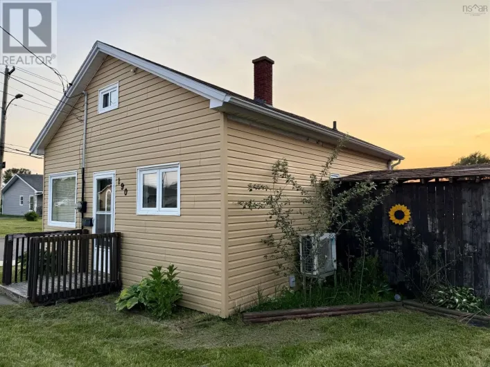 190 Brookside Street, Glace Bay