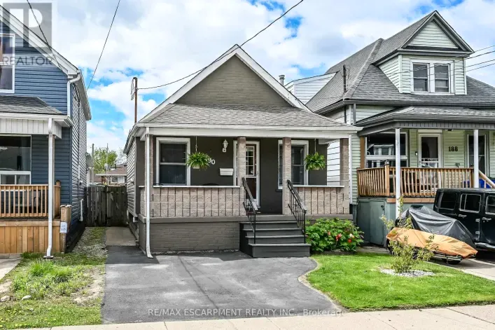 House for sale: 190 CAMPBELL AVENUE, Hamilton