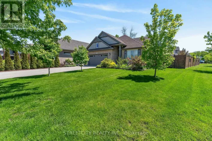 190 EMERY STREET, Central Elgin