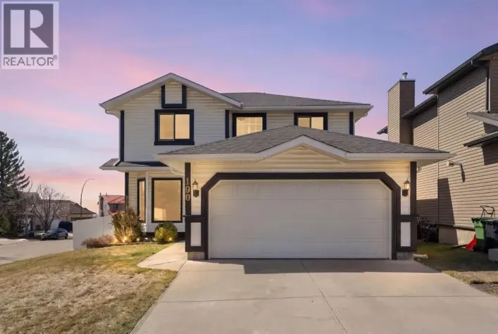 190 Hawkville Close NW, Calgary
