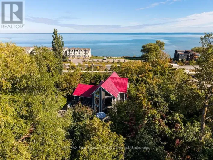 190 LAKESHORE ROAD E, Blue Mountains