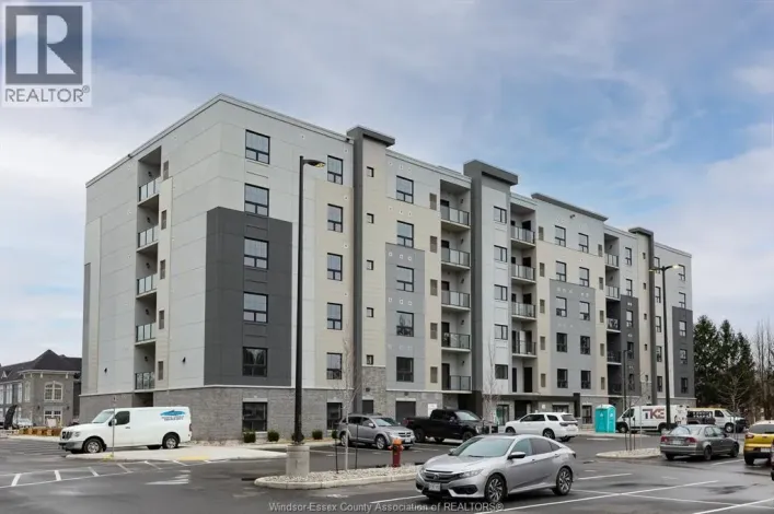 190 MAIN STREET East Unit# 401, Kingsville