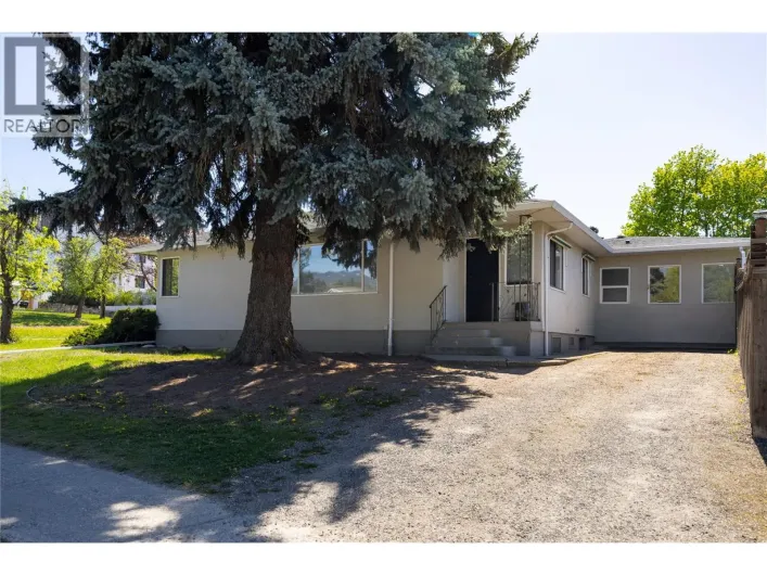 1900 37 Avenue, Vernon