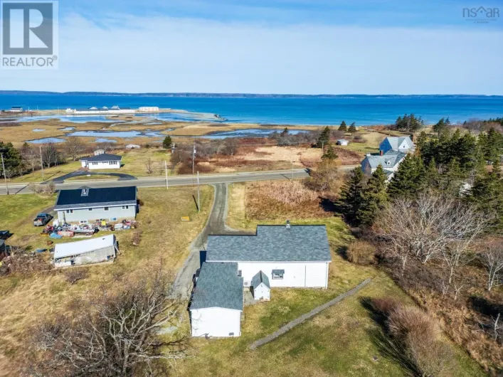 1900 Highway 1, Church Point