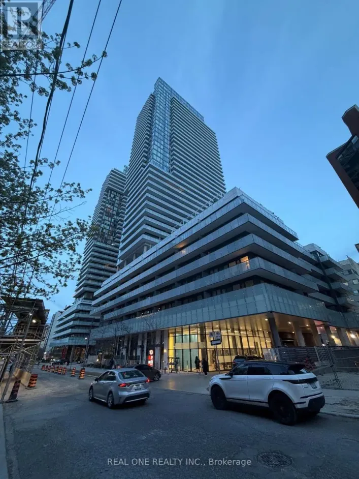 1902 - 161 ROEHAMPTON AVENUE, Toronto