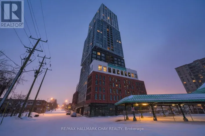 1902 - 39 MARY STREET, Barrie