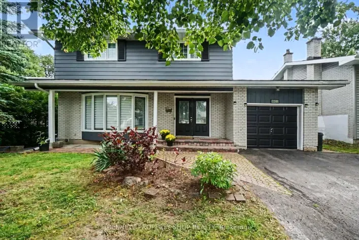 1902 FEATHERSTON DRIVE, Ottawa