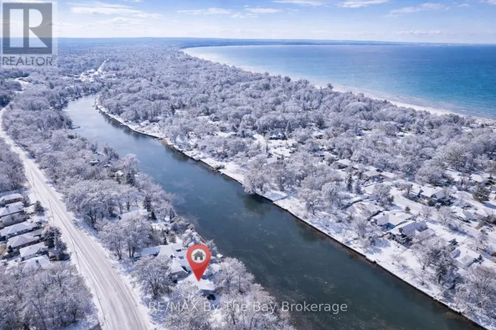 1902 RIVER ROAD W, Wasaga Beach