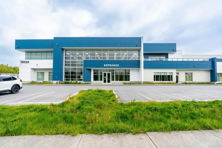 19025 52 AVENUE, Surrey