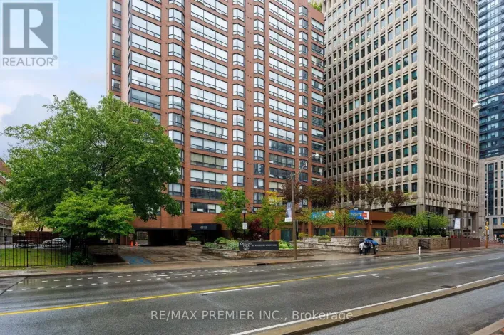 1903 - 62 WELLESLEY STREET W, Toronto