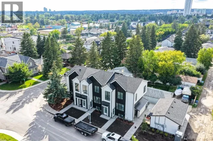 Row / Townhouse for sale: 1903B 17 Street NW, Calgary