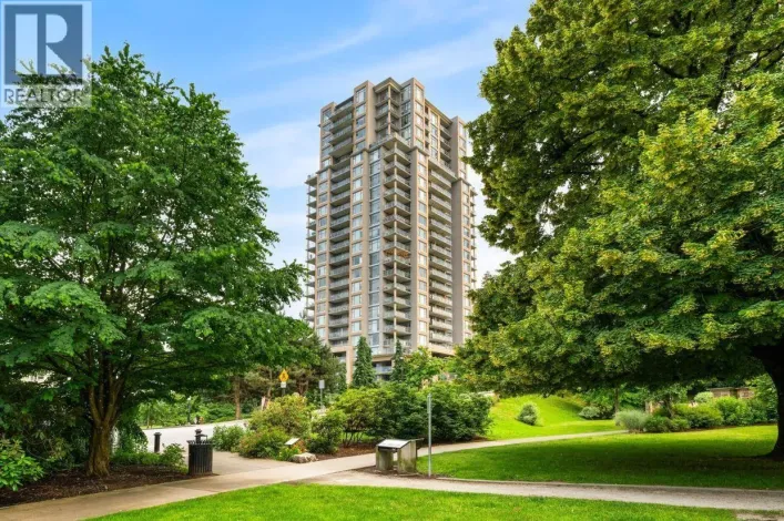 1904 280 ROSS DRIVE, New Westminster