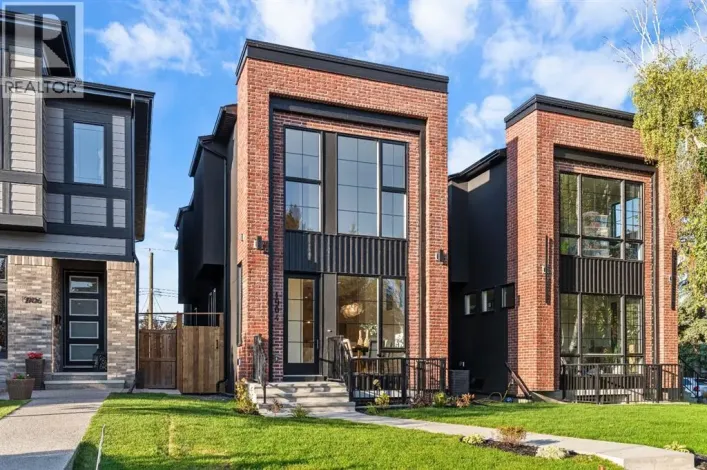 1904 48 Avenue SW, Calgary