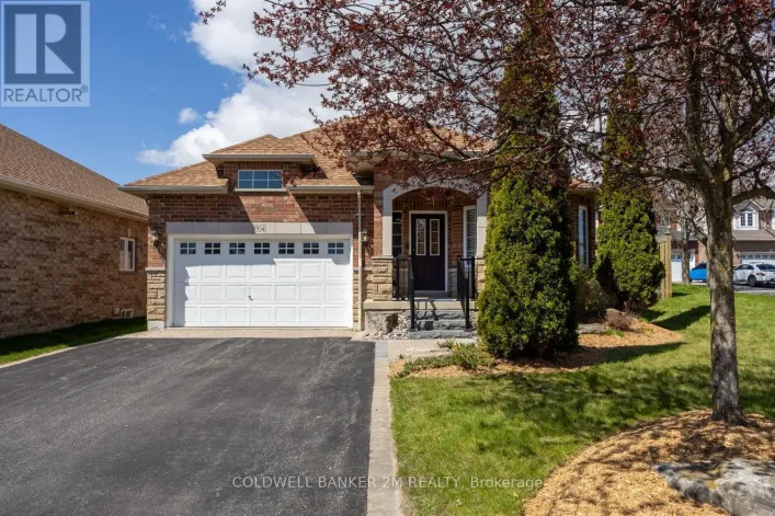 1904 CLEARWATER COURT, Oshawa