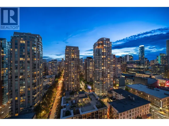 1905 535 SMITHE STREET, Vancouver