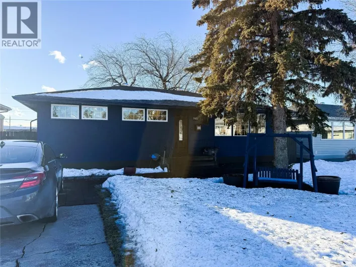 1905 90 Avenue, Dawson Creek