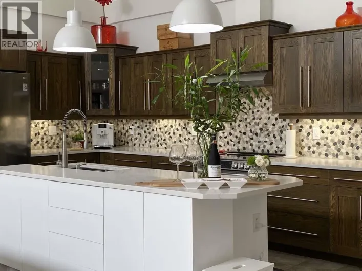 1905 Pandosy Street Unit# 307, Kelowna