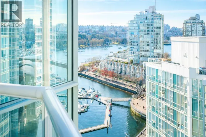 1906 1077 MARINASIDE CRESCENT, Vancouver