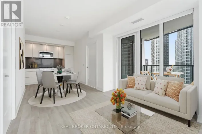 1906 - 60 CENTRAL PARK ROADWAY, Toronto