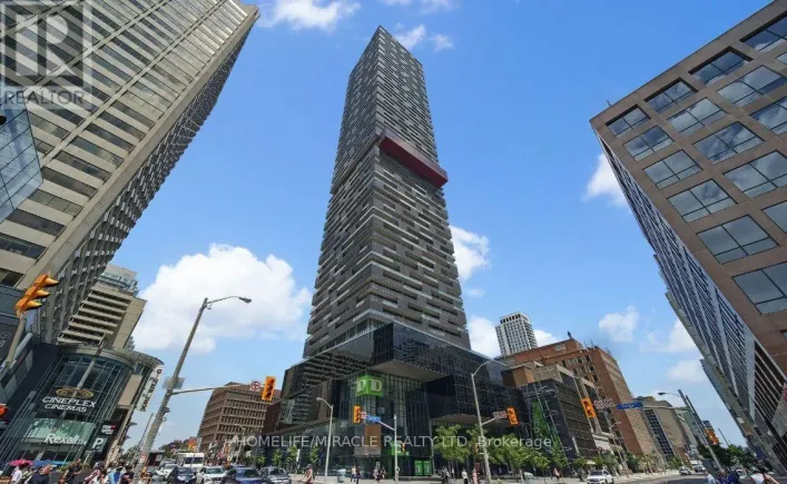 1906 - 8 EGLINGTON AVENUE E, Toronto