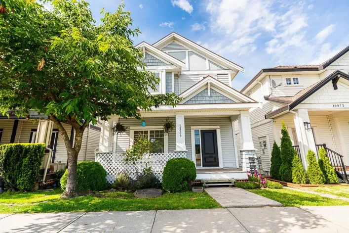 19069 72 AVENUE, Surrey