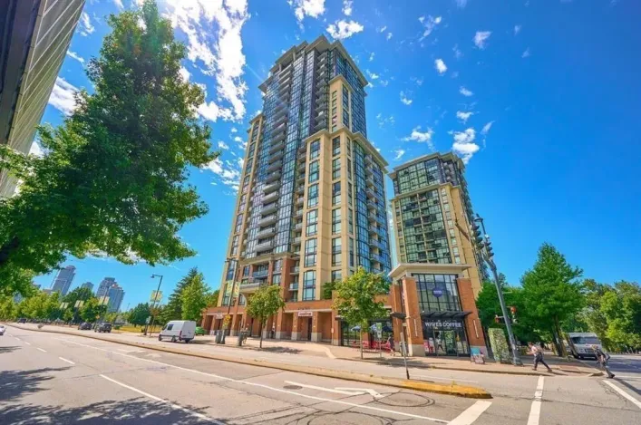 Apartment for sale: 1907 10777 UNIVERSITY DRIVE, Surrey
