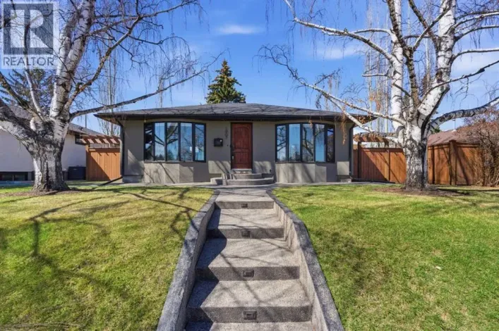 1907 Kelwood Drive SW, Calgary