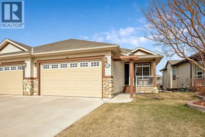 1907 Riverside Drive NW, High River