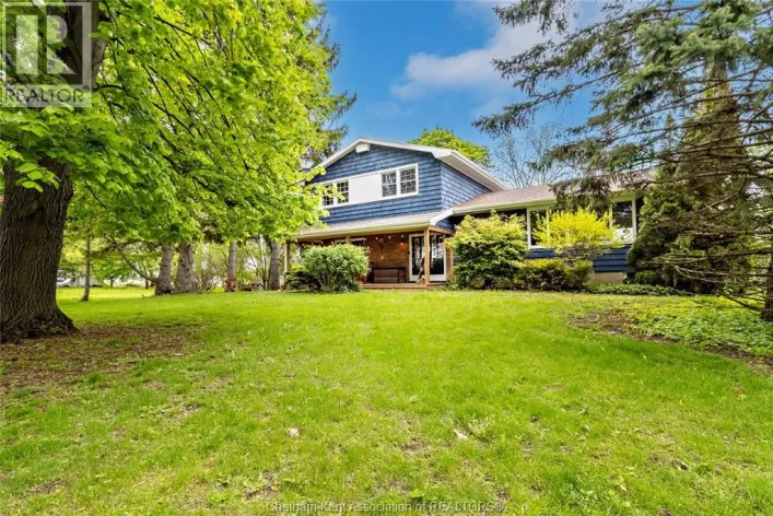 House for sale: 19079 Charing Cross ROAD, Cedar Springs