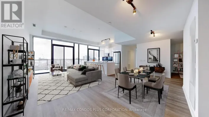 1909 - 195 MCCAUL STREET, Toronto