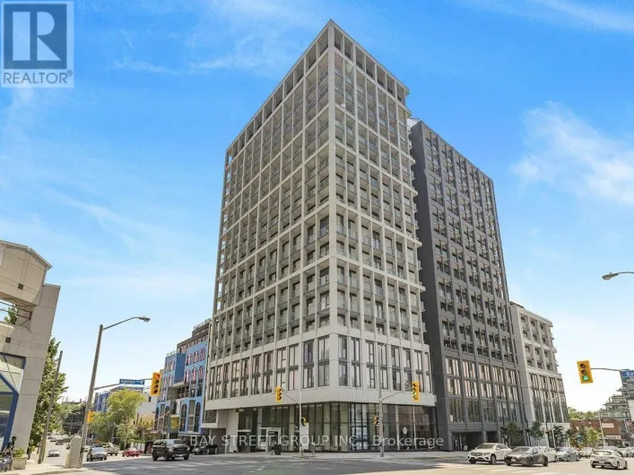 1909 - 2020 BATHURST STREET, Toronto