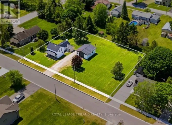 191 ELIZABETH STREET, Lambton Shores