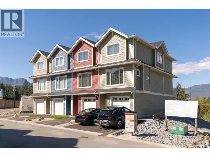 1910 11 Avenue NE Unit# 1, Salmon Arm