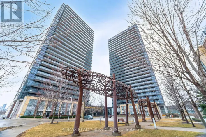 1910 - 29 SINGER COURT, Toronto