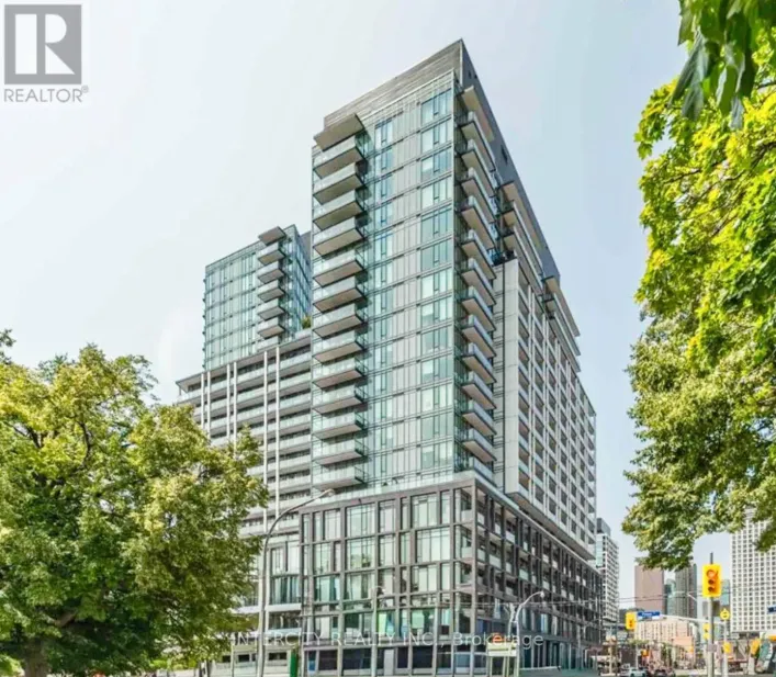 1910 - 48 POWER STREET, Toronto