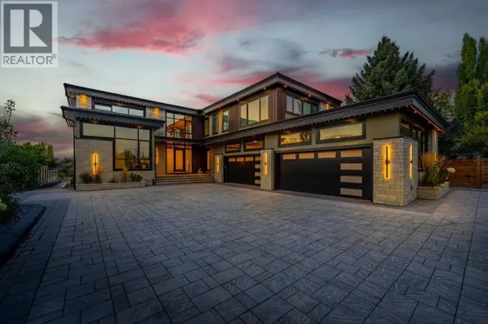 1911 52 Street NW, Calgary